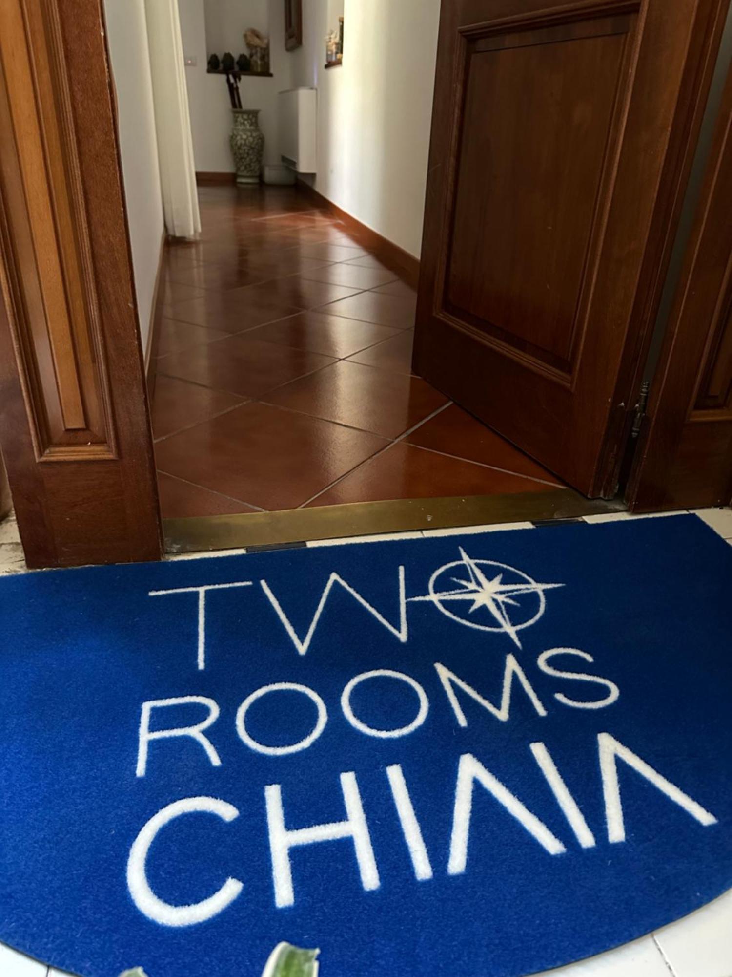 Two Rooms Chiaia 37 ナポリ エクステリア 写真